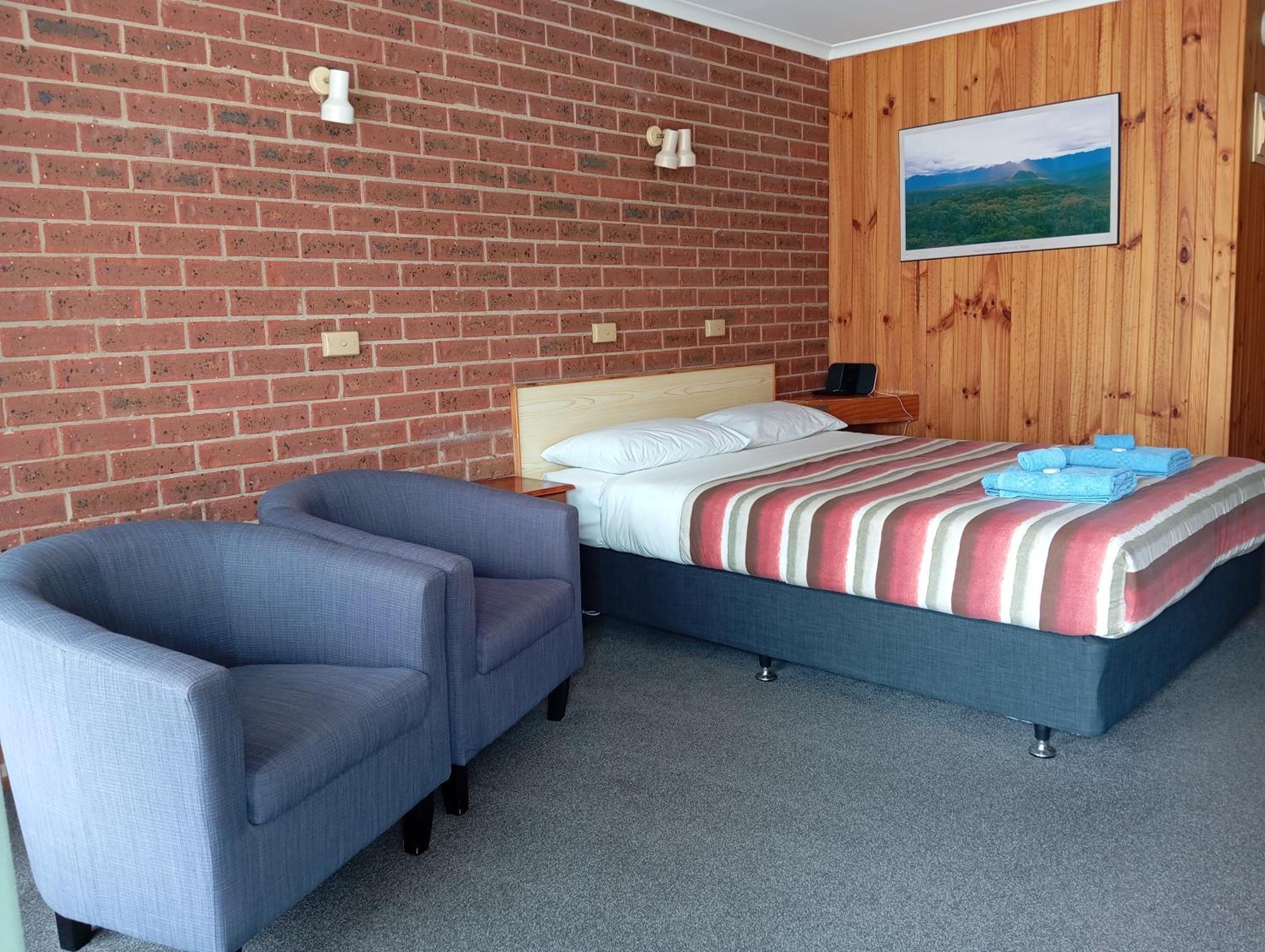 Orbost Country Road Motor Inn Bagian luar foto