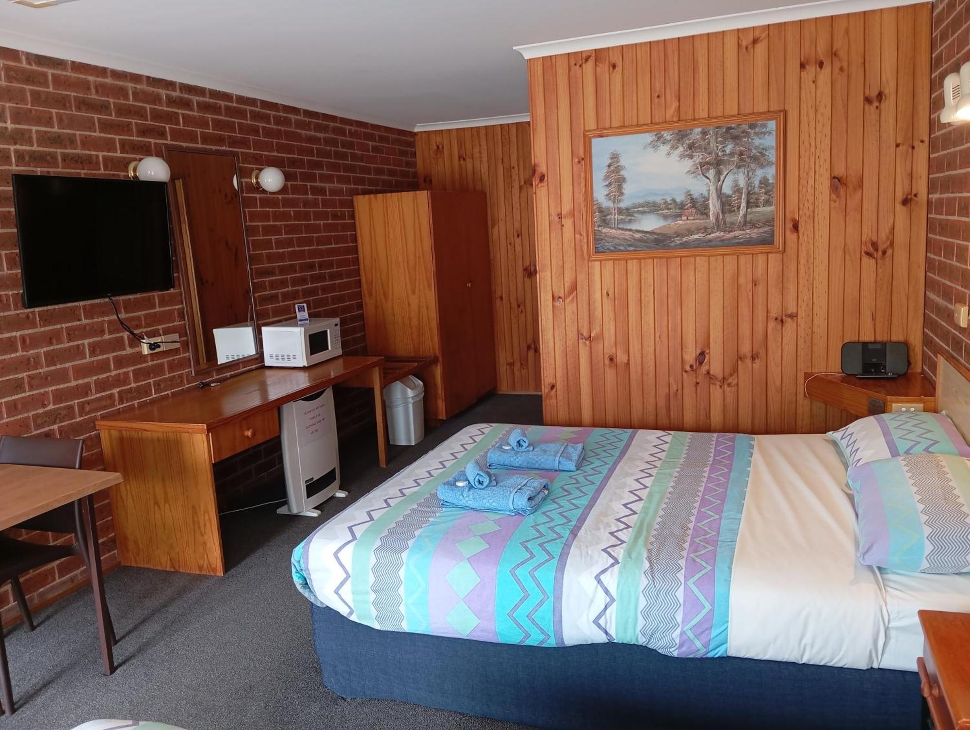 Orbost Country Road Motor Inn Bagian luar foto